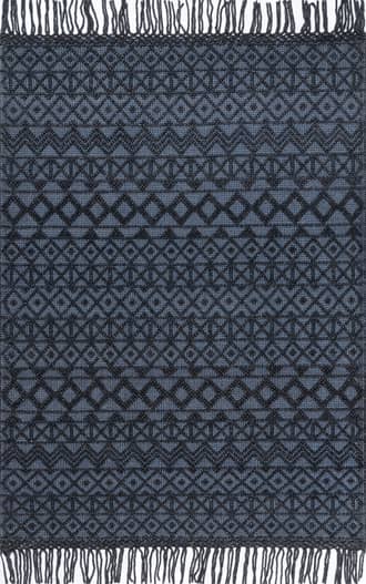 Black Textured Graphyte With Tassels Rug swatch