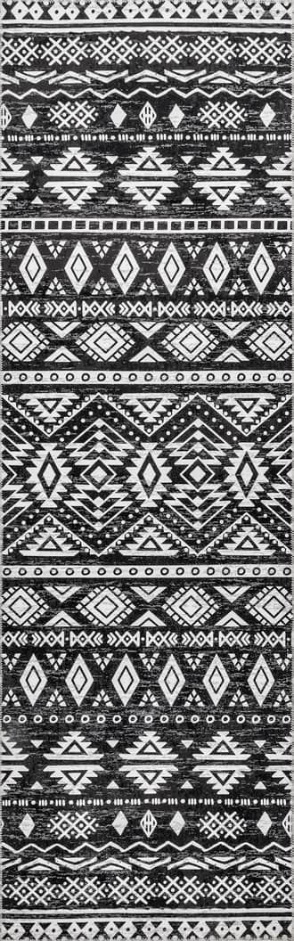 2' 6" x 8' Shelby Washable Graphic Rug primary image