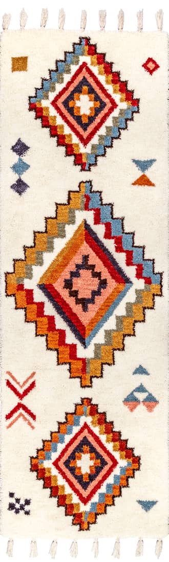 2' 6" x 8' Aztec Tasseled Rug primary image