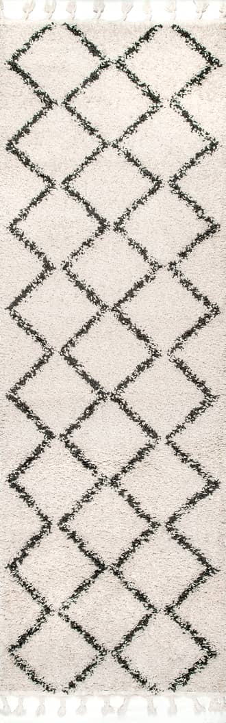 2' 6" x 10' Simple Trellis With Braided Tassels Rug primary image